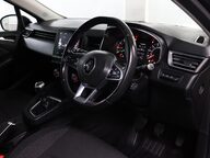 Renault Clio ICONIC TCE 5