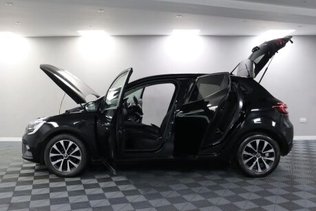 Renault Clio ICONIC TCE 6