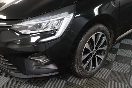 Renault Clio ICONIC TCE 31