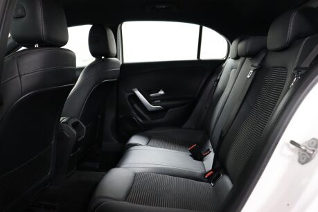 Mercedes-Benz A Class A 180 SPORT EXECUTIVE 43