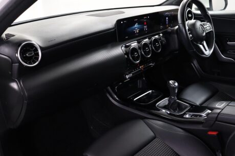 Mercedes-Benz A Class A 180 SPORT EXECUTIVE 35