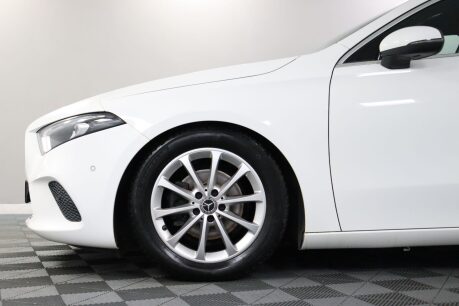 Mercedes-Benz A Class A 180 SPORT EXECUTIVE 28