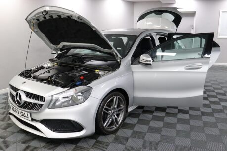 Mercedes-Benz A Class A 200 D AMG LINE 17