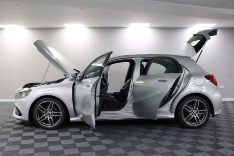 Mercedes-Benz A Class A 200 D AMG LINE 7