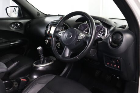 Nissan Juke TEKNA DIG-T 5