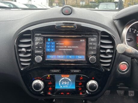 Nissan Juke TEKNA DIG-T 10