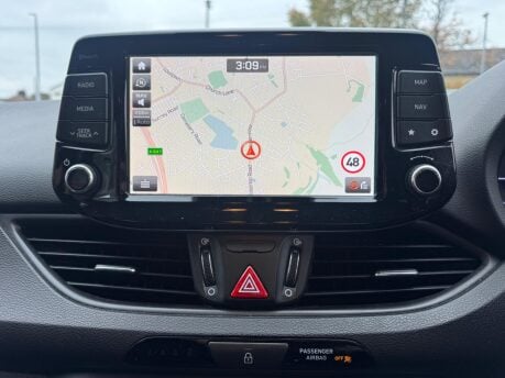 Hyundai i30 CRDI SE NAV 9