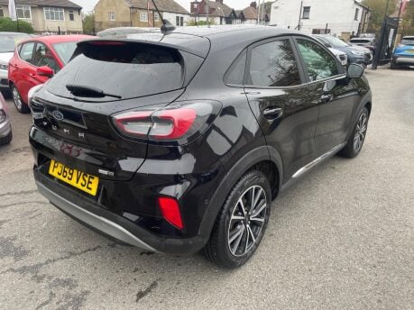 Ford Puma TITANIUM FIRST EDITION MHEV 9