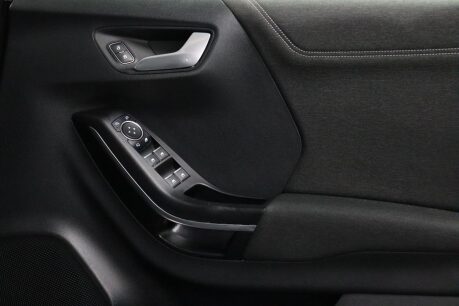 Ford Puma TITANIUM FIRST EDITION MHEV 37