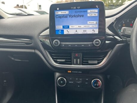 Ford Fiesta ZETEC 12