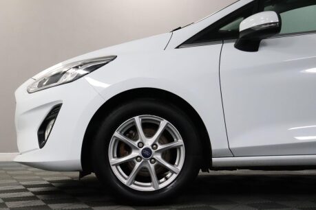 Ford Fiesta ZETEC 28