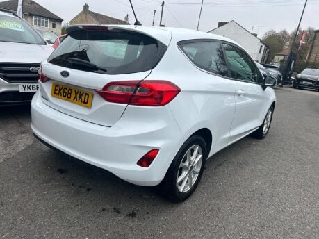 Ford Fiesta ZETEC 9