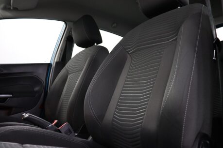 Ford Fiesta ZETEC 35