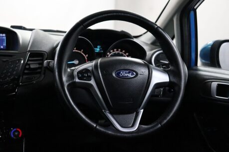 Ford Fiesta ZETEC 43