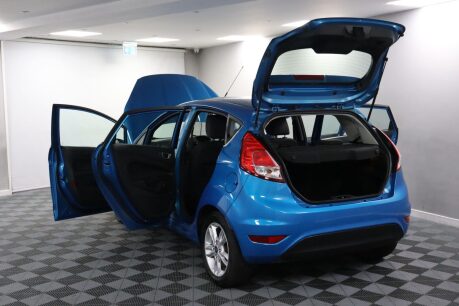 Ford Fiesta ZETEC 21