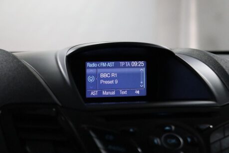 Ford Fiesta ZETEC 37