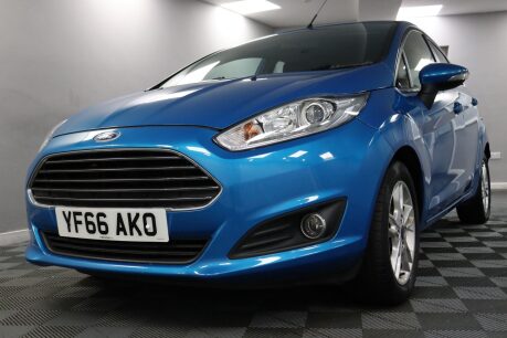 Ford Fiesta ZETEC 28