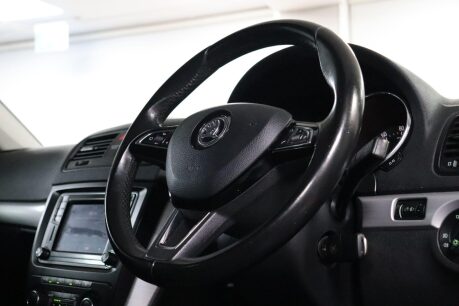 Skoda Yeti SE BUSINESS TDI SCR 13