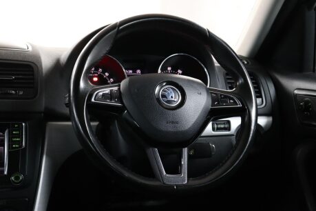 Skoda Yeti SE BUSINESS TDI SCR 45