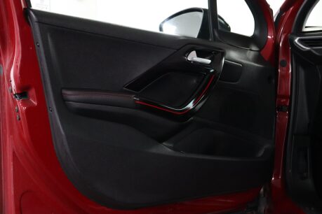 Peugeot 2008 S/S GT LINE 43