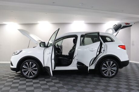 Renault Kadjar ICONIC TCE 7