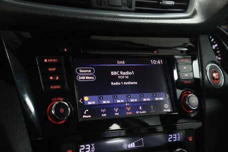 Nissan Qashqai DIG-T N-CONNECTA 39