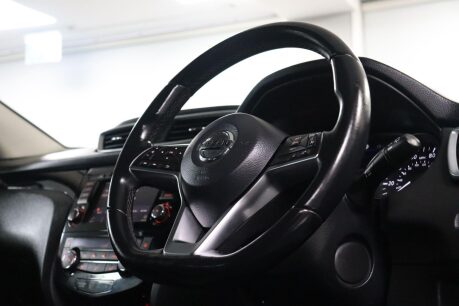 Nissan Qashqai DIG-T N-CONNECTA 12