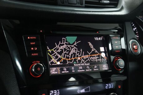 Nissan Qashqai DIG-T N-CONNECTA 38