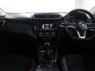 Nissan Qashqai DIG-T N-CONNECTA 41