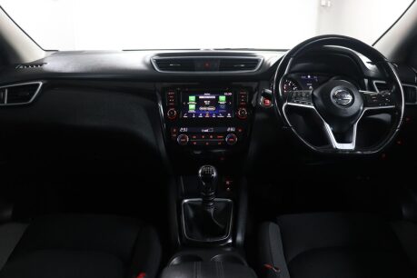 Nissan Qashqai DIG-T N-CONNECTA 41