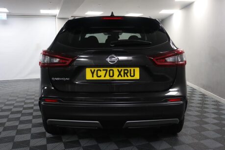 Nissan Qashqai DIG-T N-CONNECTA 8