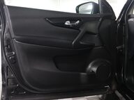 Nissan Qashqai DIG-T N-CONNECTA 44