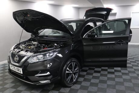 Nissan Qashqai DIG-T N-CONNECTA 16