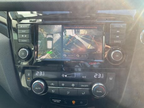 Nissan Qashqai DIG-T N-CONNECTA 11