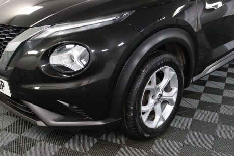 Nissan Juke DIG-T N-CONNECTA 32