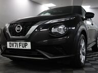 Nissan Juke DIG-T N-CONNECTA 28