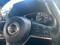 Nissan Juke DIG-T N-CONNECTA 12