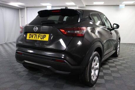 Nissan Juke DIG-T N-CONNECTA 11