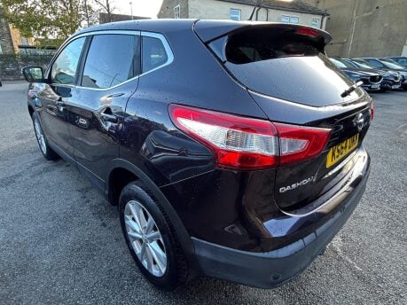 Nissan Qashqai ACENTA PREMIUM DIG-T 6