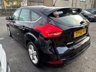 Ford Focus ZETEC S 6