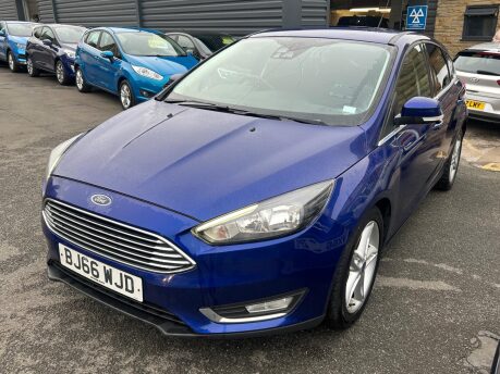 Ford Focus TITANIUM 5