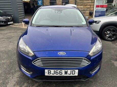 Ford Focus TITANIUM 4