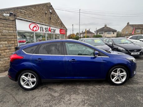 Ford Focus TITANIUM 7