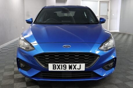 Ford Focus ST-LINE 2