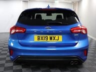 Ford Focus ST-LINE 8