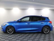 Ford Focus ST-LINE 18