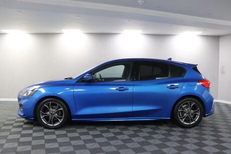 Ford Focus ST-LINE 18