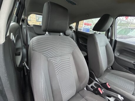 Ford Fiesta ZETEC 10