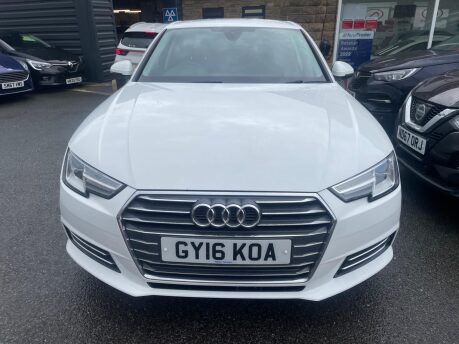 Audi A4 TFSI SPORT 4