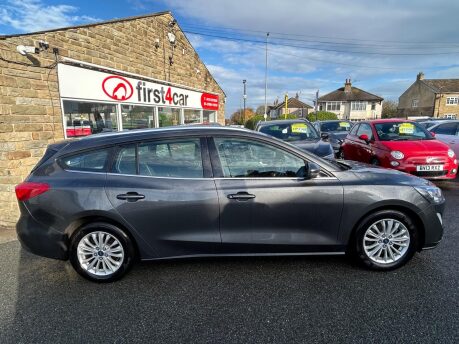 Ford Focus TITANIUM TDCI 8